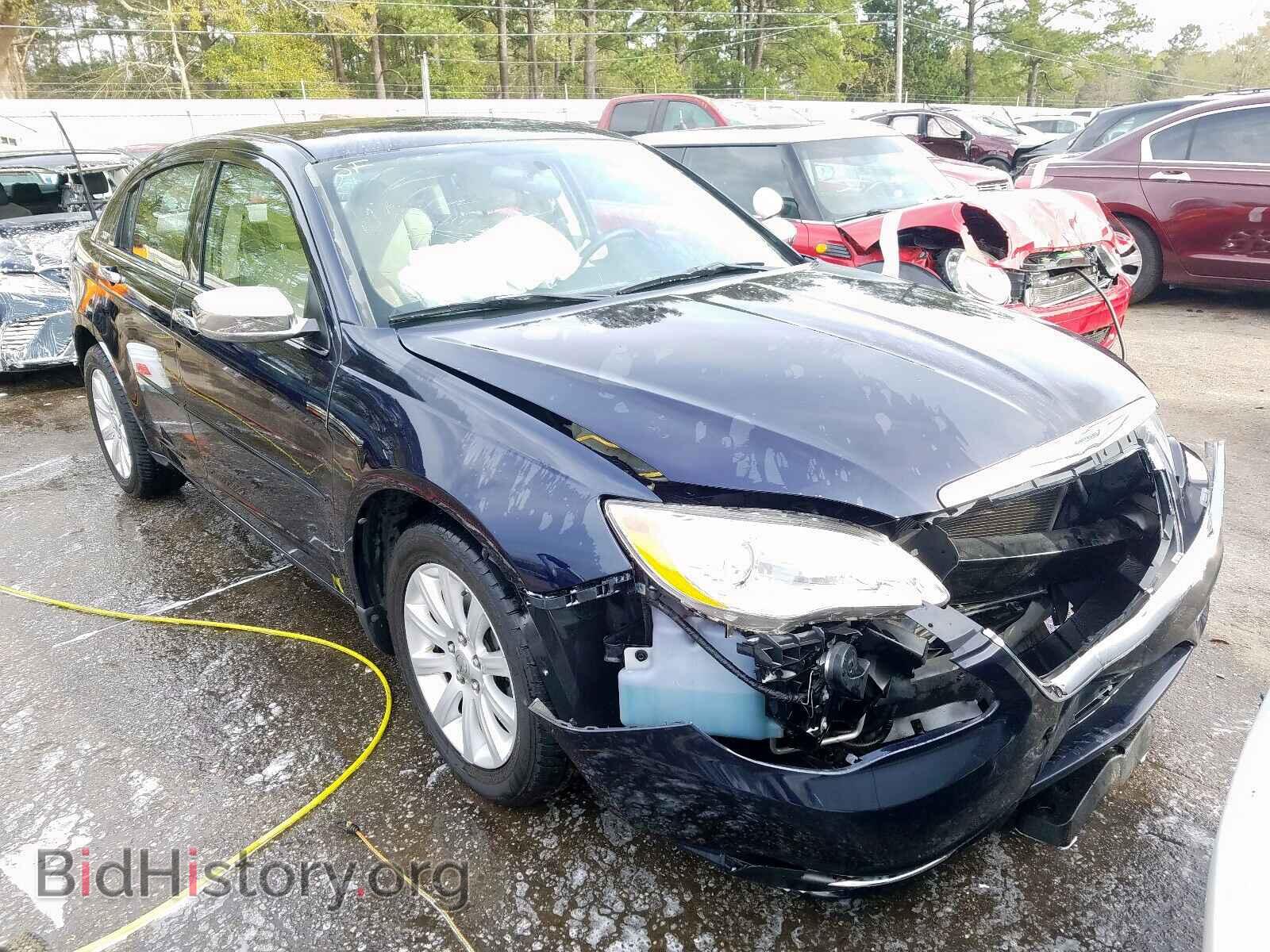 Photo 1C3BC1FB6BN576054 - CHRYSLER 200 2011