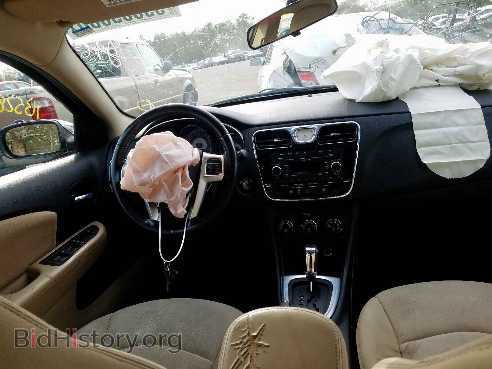 2011 CHRYSLER 200 - VIN: 1C3BC1FB6BN576054 - Фото 9