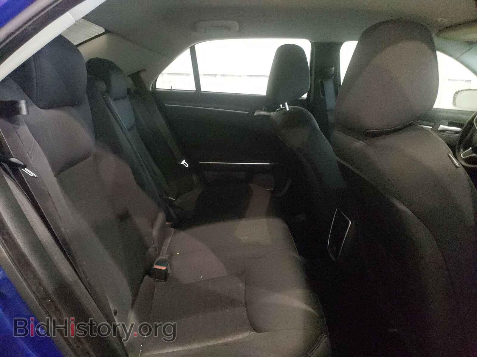 2019 CHRYSLER 300 - VIN: 2C3CCAAG4KH614381 - Фото 6