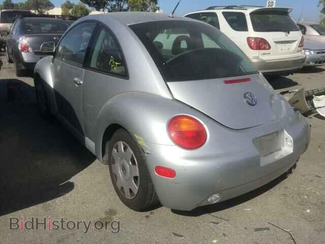2000 VOLKSWAGEN BEETLE - VIN: 3VWBC21C5YM430875 - Фото 3