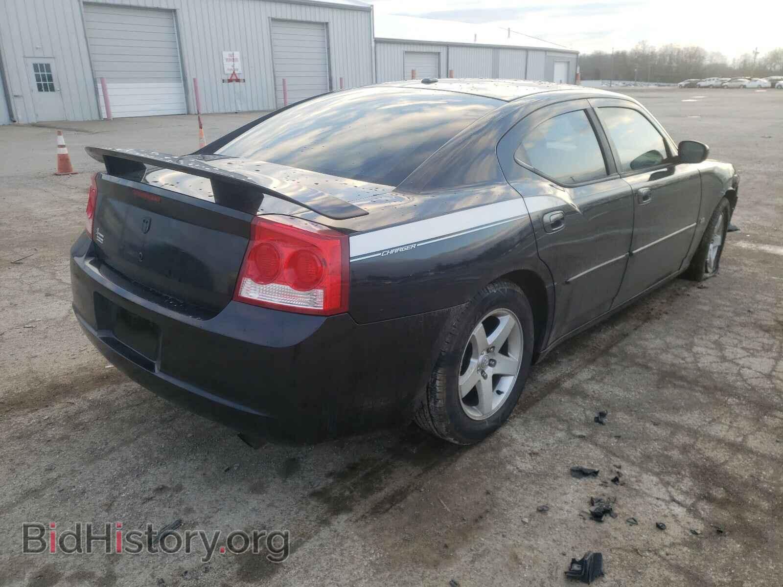 2010 DODGE CHARGER - VIN: 2B3CA3CV4AH107411 - Фото 4