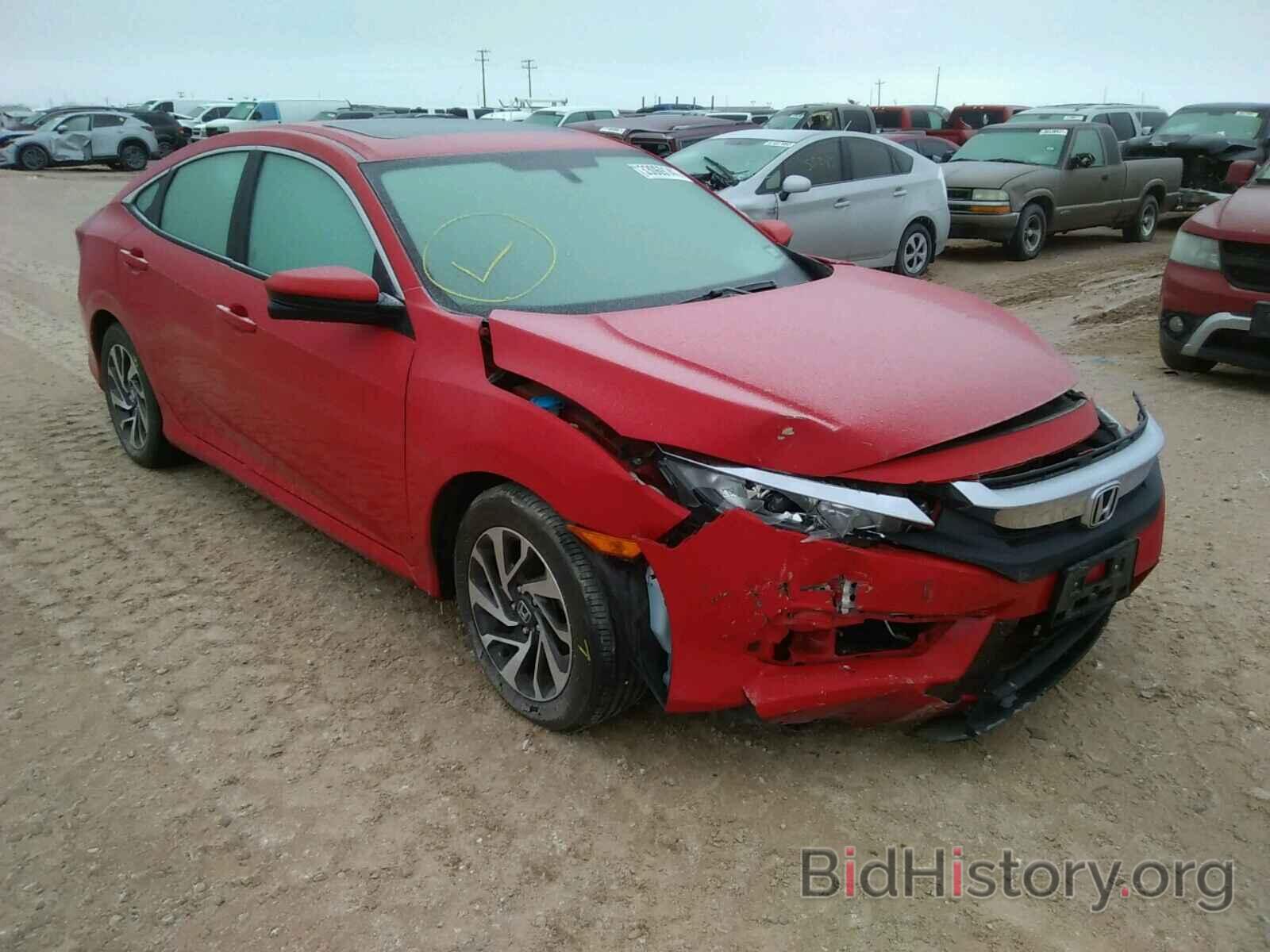 Photo 2HGFC2F72JH522760 - HONDA CIVIC 2018