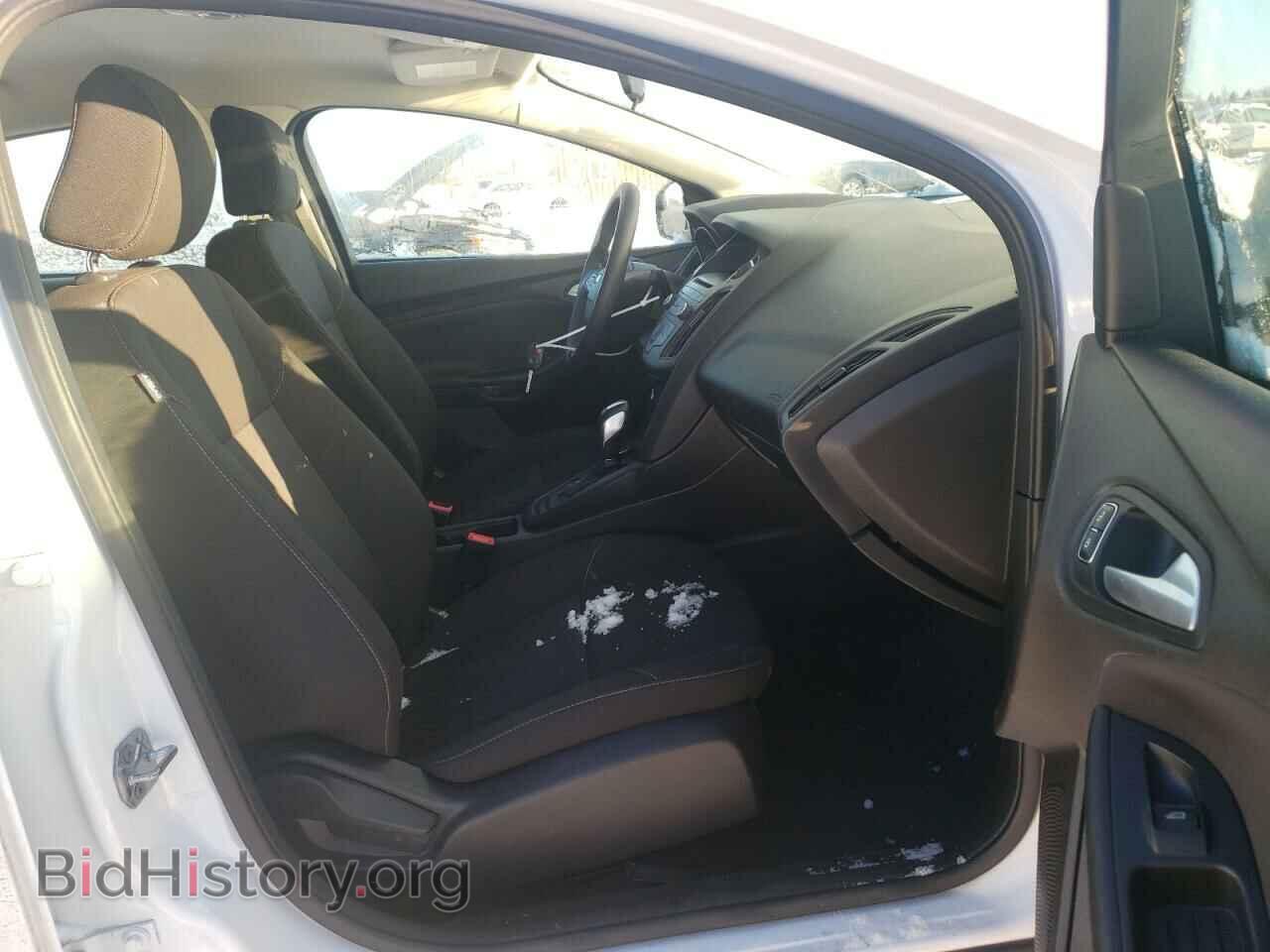 2016 FORD FOCUS - VIN: 1FADP3F2XGL310811 - Photo 5