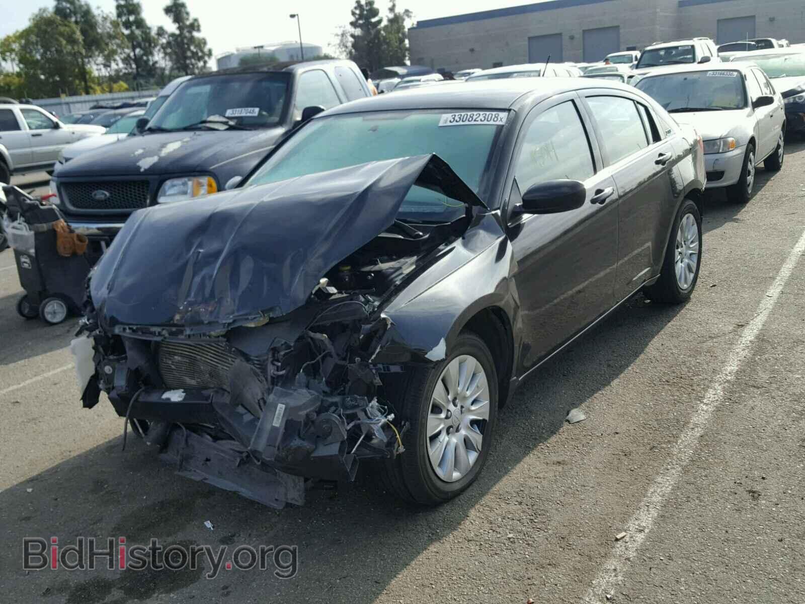 2013 CHRYSLER 200 - VIN: 1C3CCBAB3DN686838 - Photo 2