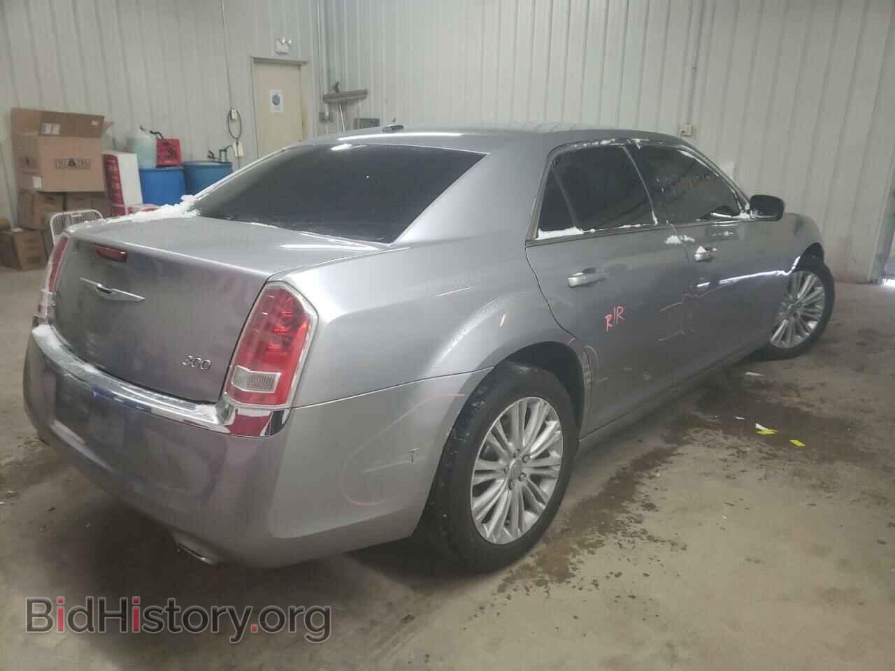 2014 CHRYSLER 300 - VIN: 2C3CCARG0EH328049 - Фото 4