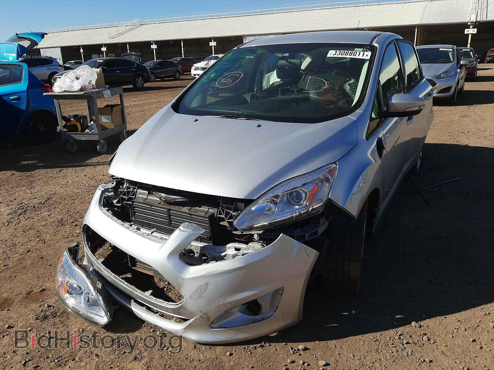 2017 FORD CMAX - VIN: 1FADP5EU5HL103811 - Photo 2