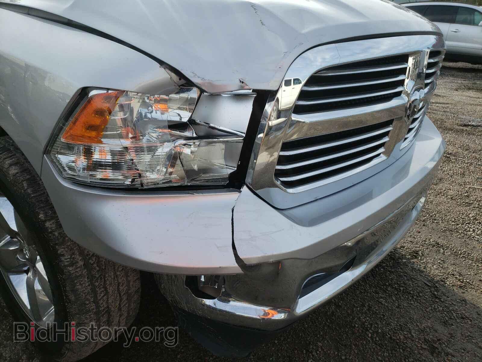 2015 RAM 1500 - VIN: 3C6RR7LT3FG597555 - Photo 9