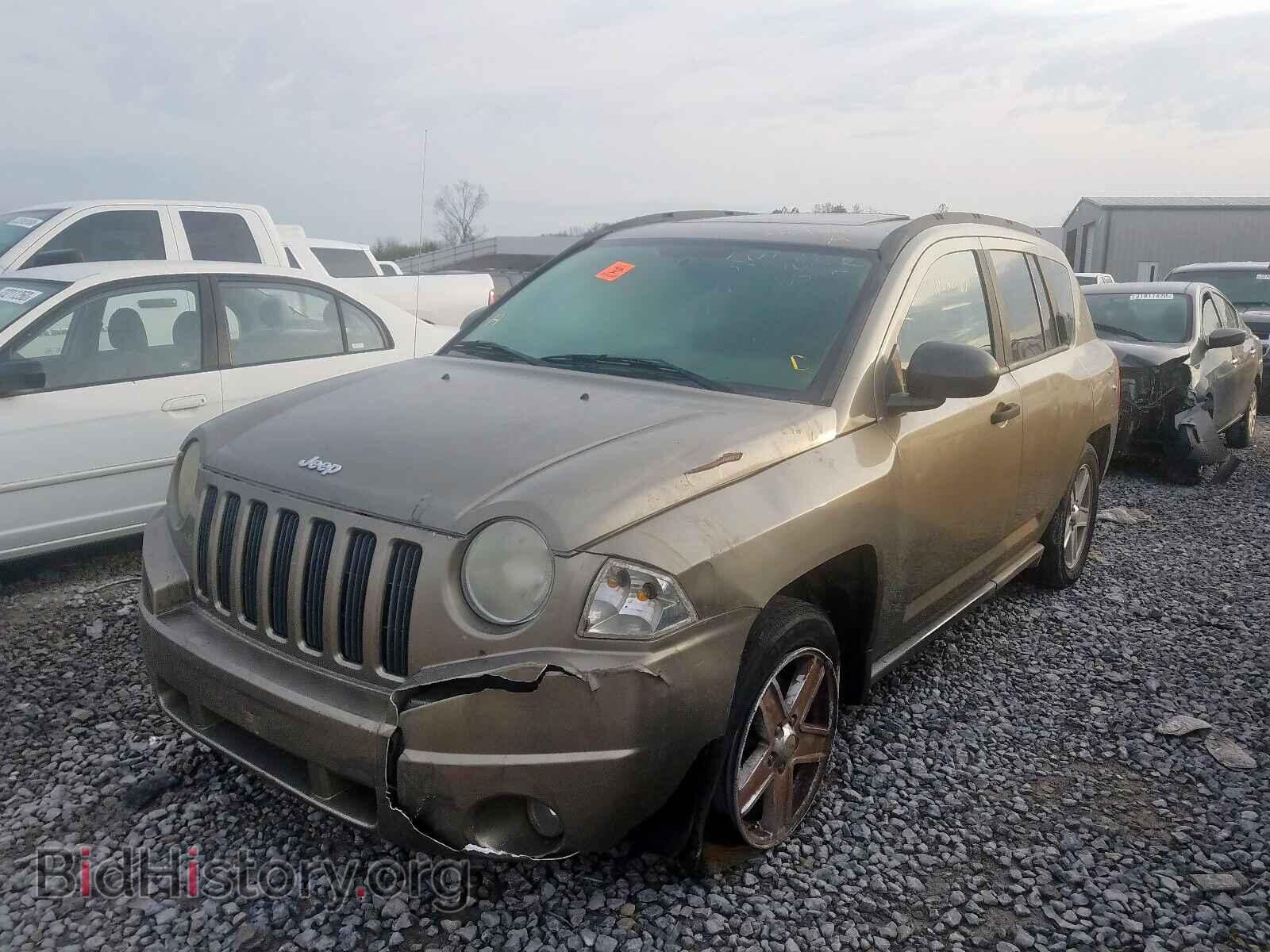 2007 JEEP COMPASS - VIN: 1J8FT47WX7D200480 - Фото 2