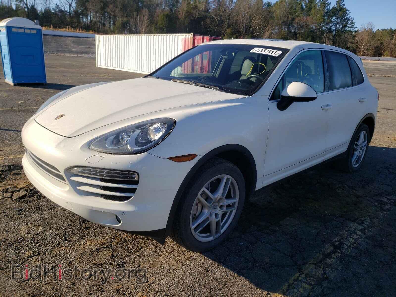 2011 PORSCHE CAYENNE - VIN: WP1AA2A24BLA02489 - Photo 2