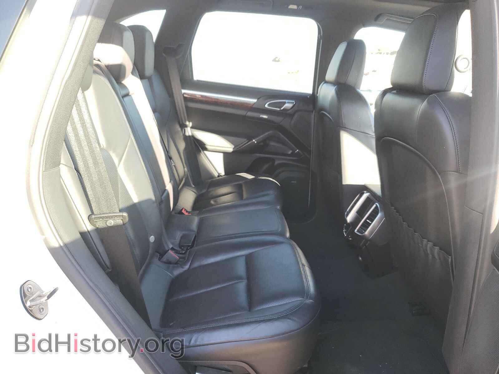 2011 PORSCHE CAYENNE - VIN: WP1AA2A24BLA02489 - Photo 6