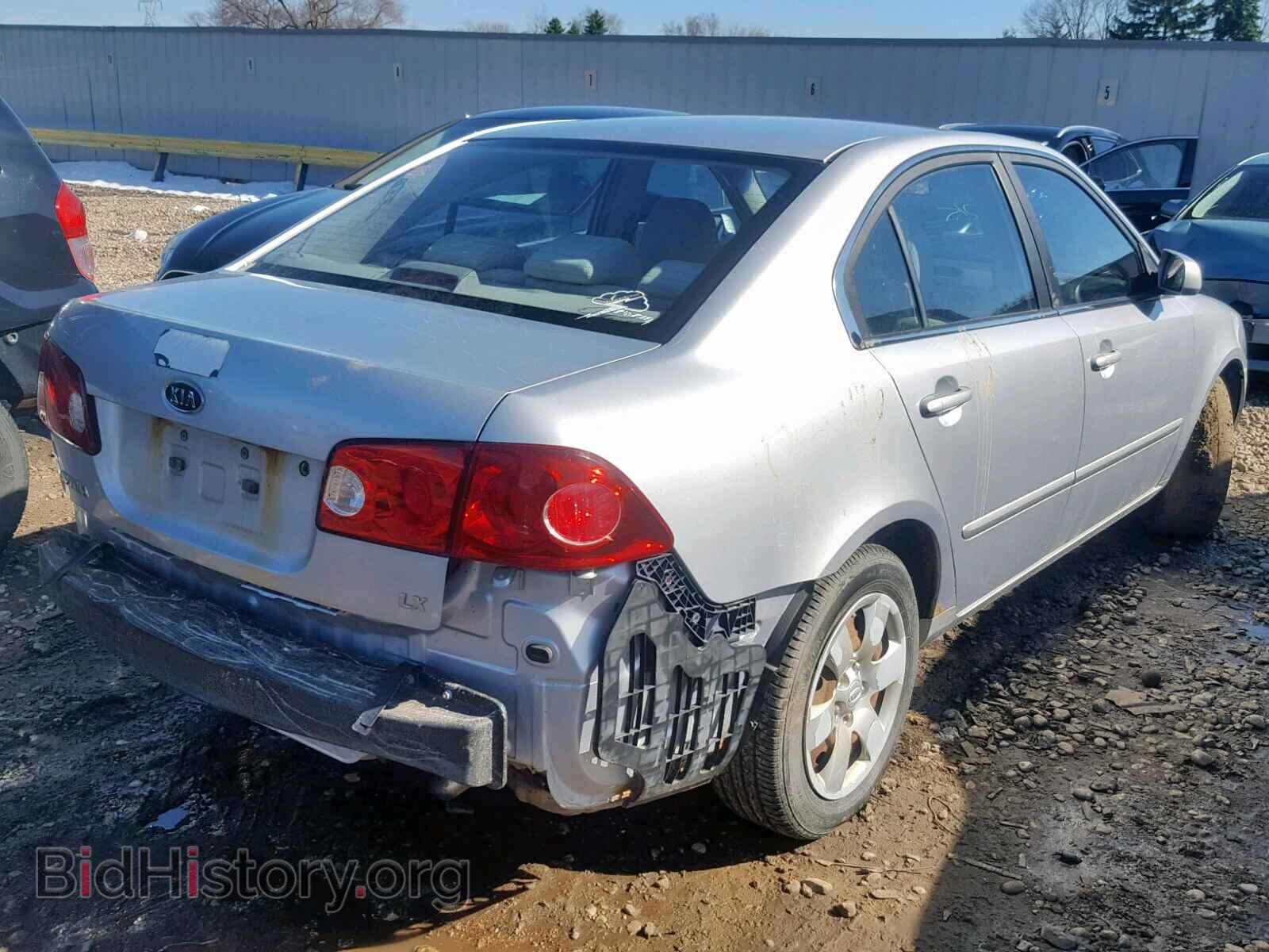 2006 KIA OPTIMA - VIN: KNAGE123965066441 - Фото 4