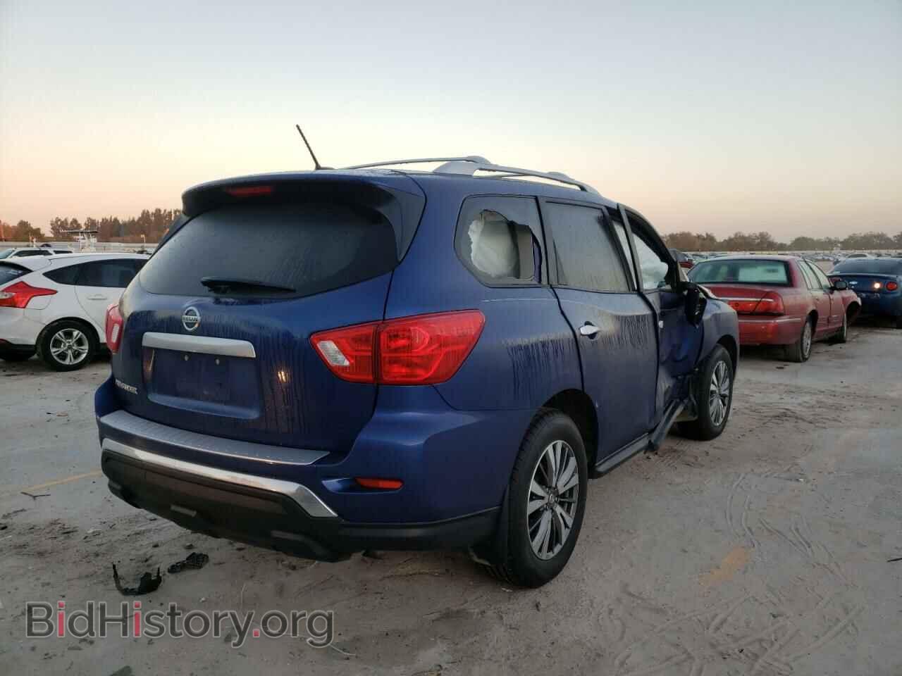 2017 NISSAN PATHFINDER - VIN: 5N1DR2MN9HC693083 - Фото 4
