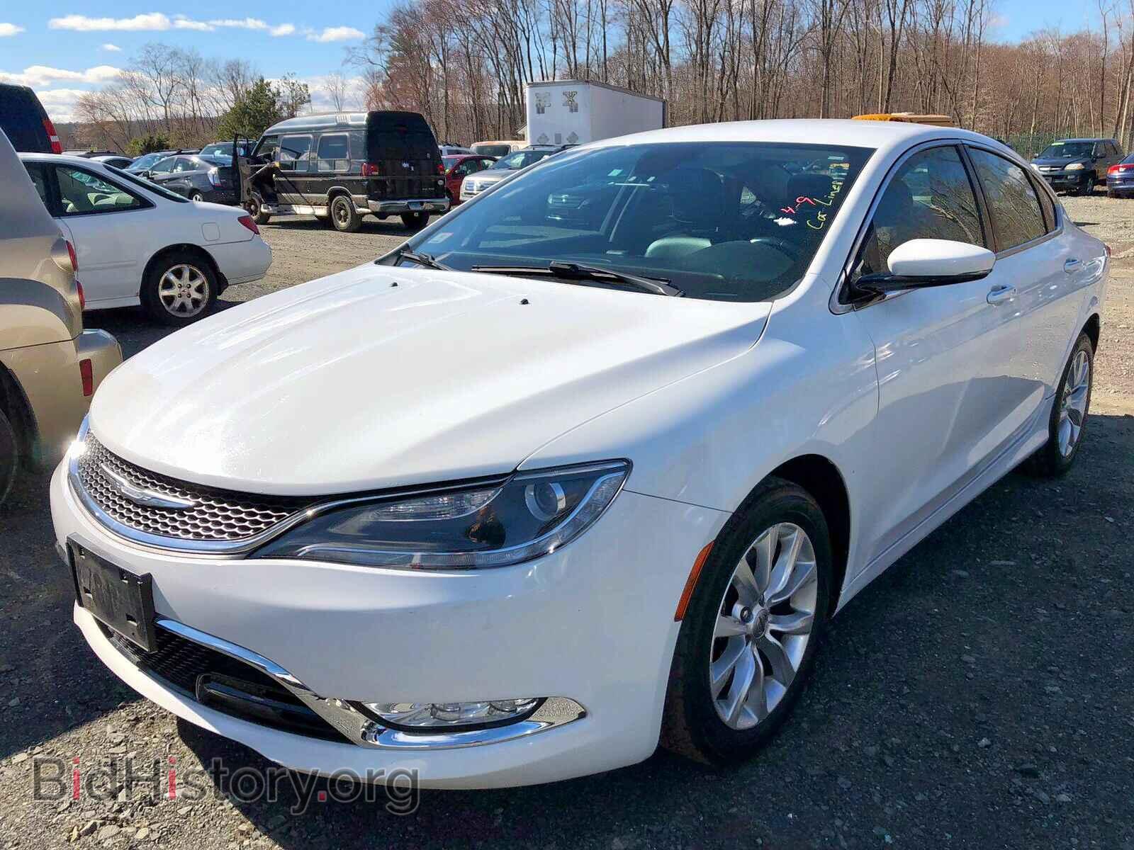 2015 CHRYSLER 200 - VIN: 1C3CCCCG2FN524555 - Photo 2