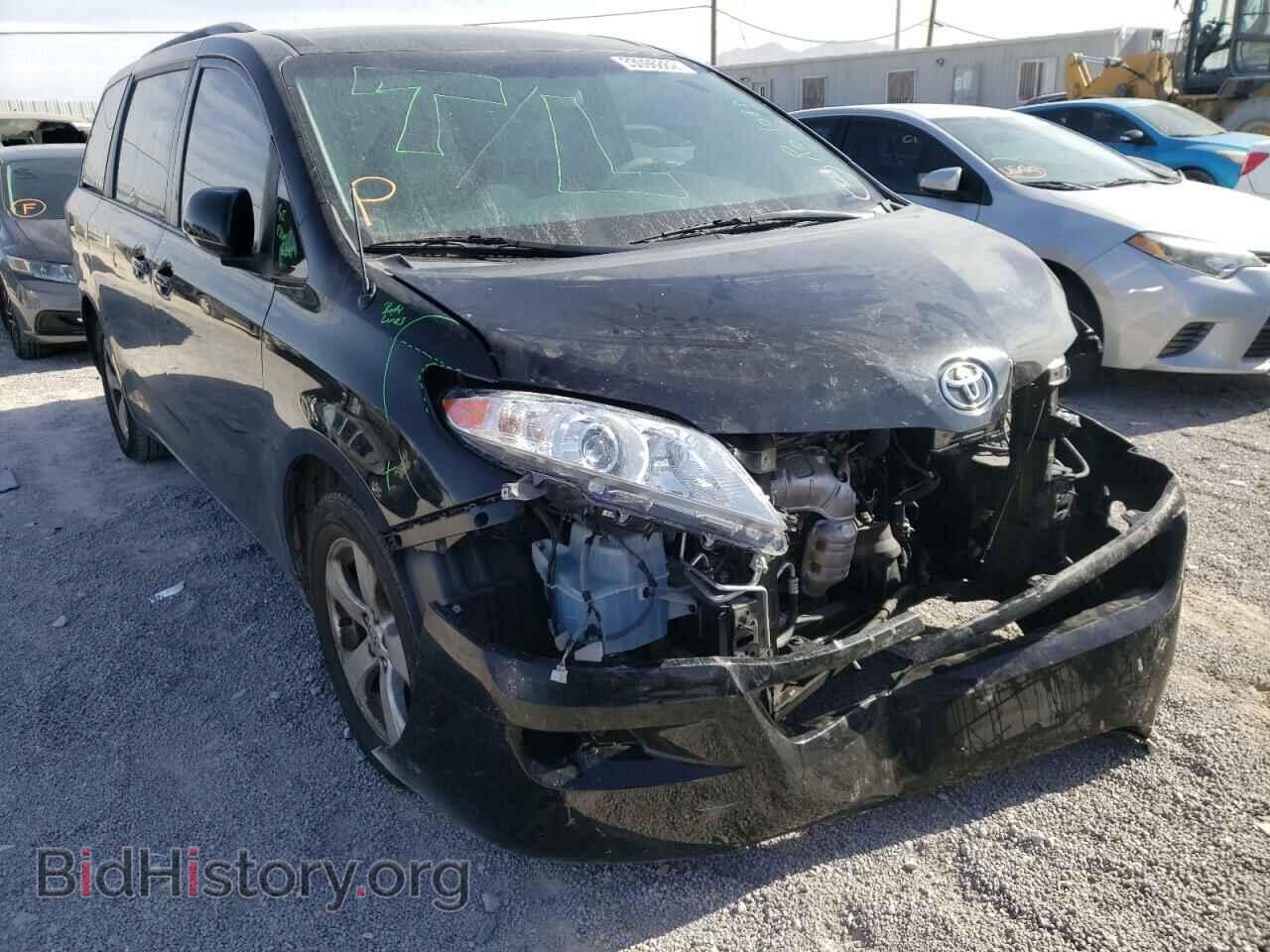 Photo 5TDKK3DC2ES499378 - TOYOTA SIENNA 2014