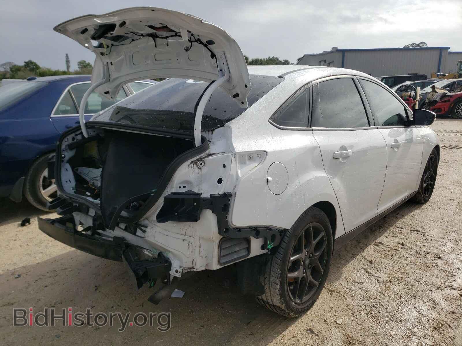 2016 FORD FOCUS - VIN: 1FADP3F28GL377035 - Photo 4