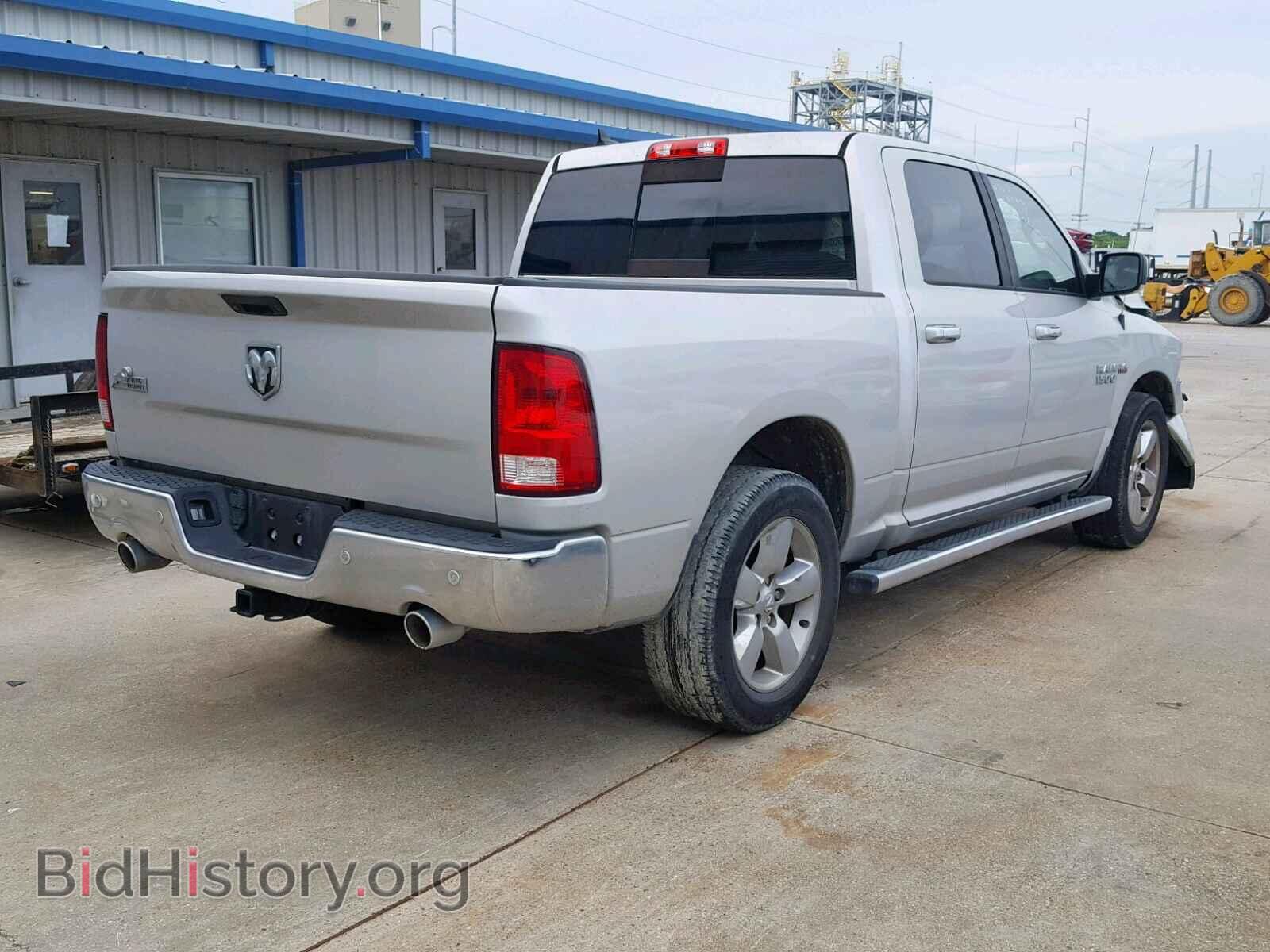 2016 RAM 1500 SLT - VIN: 1C6RR6LT3GS101092 - Фото 4
