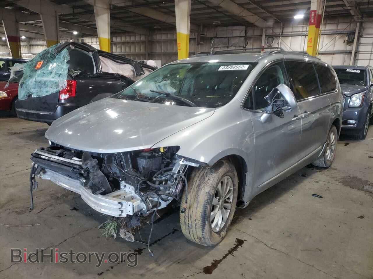 2017 CHRYSLER PACIFICA - VIN: 2C4RC1BG0HR795230 - Фото 2