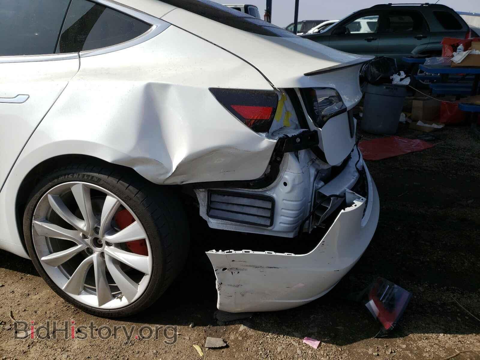 2018 TESLA MODEL 3 - VIN: 5YJ3E1EB3JF083828 - Фото 9