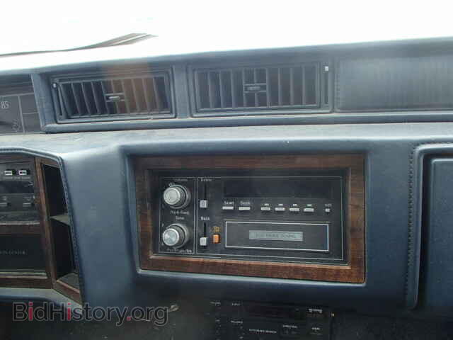 1987 CADILLAC DEVILLE - VIN: 1G6CD5185H4243071 - Photo 9