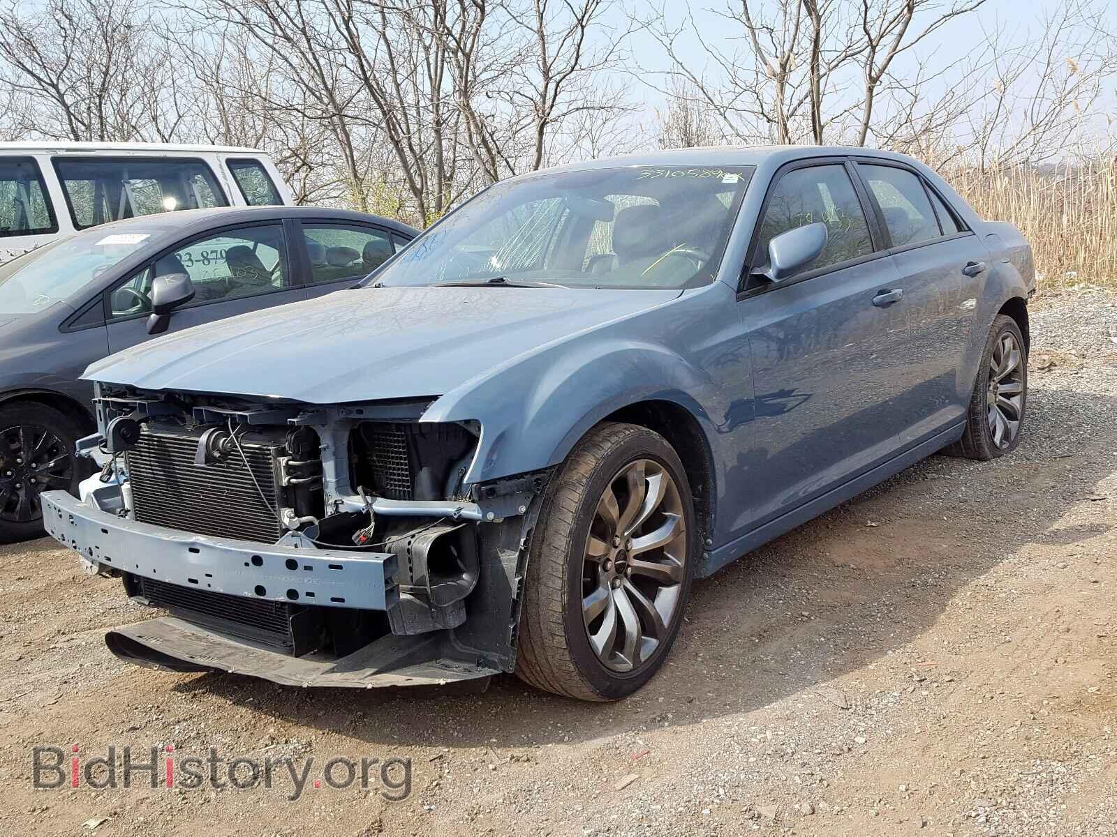 2014 CHRYSLER 300 - VIN: 2C3CCABT0EH261637 - Фото 2