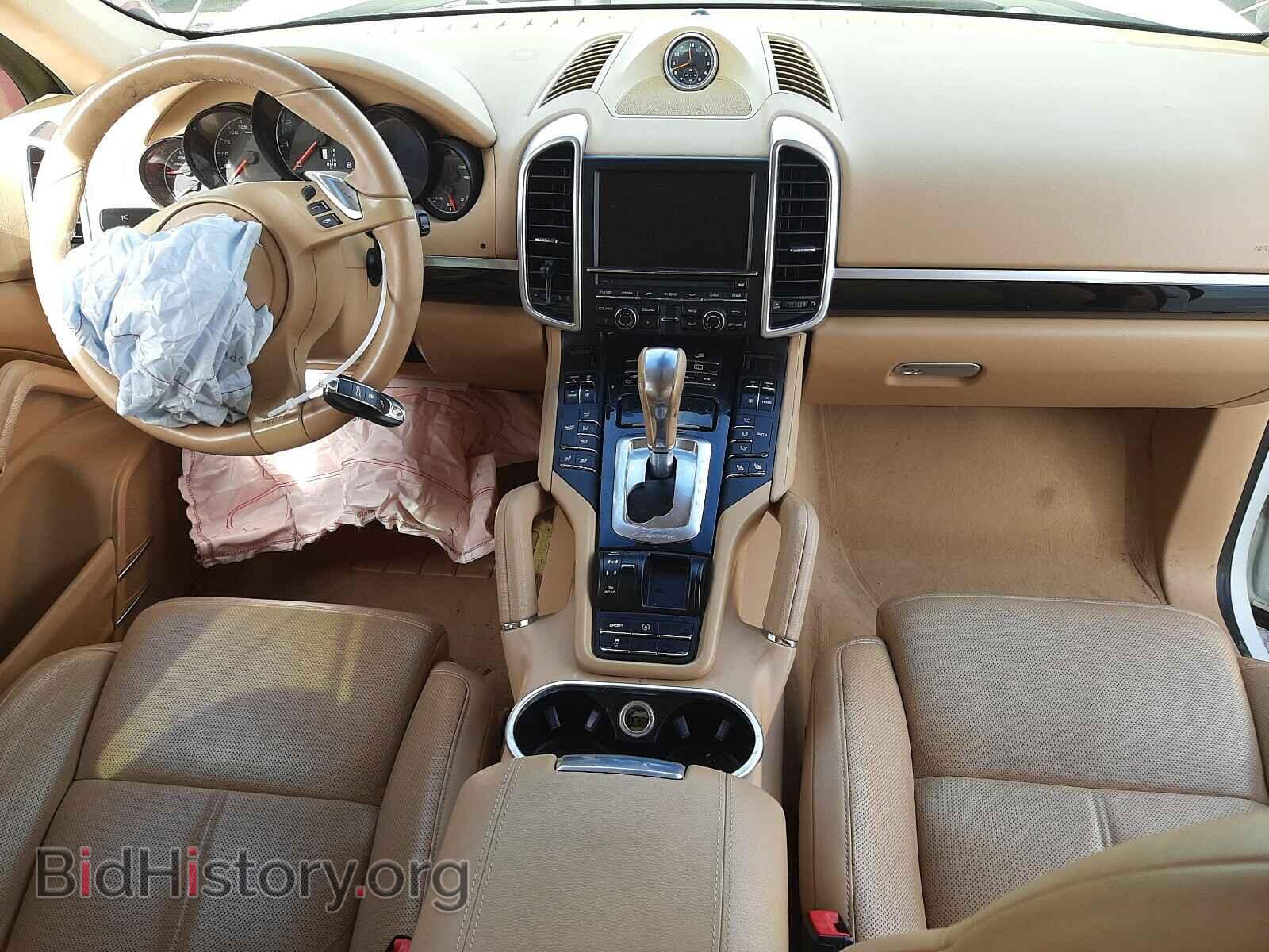2014 PORSCHE CAYENNE - VIN: WP1AA2A26ELA03339 - Фото 9