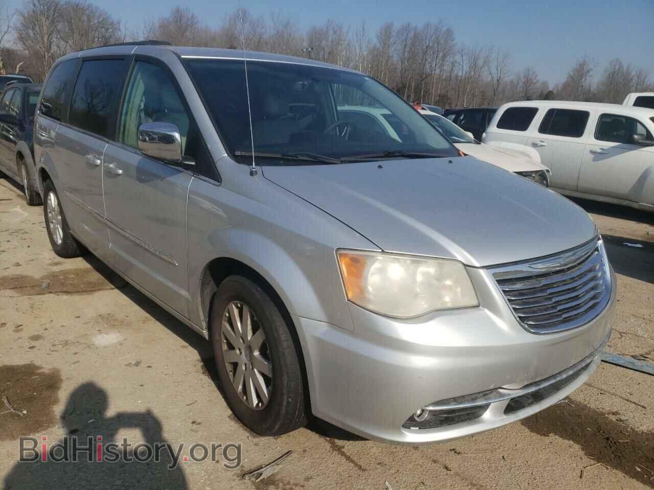 Photo 2A4RR8DG4BR607850 - CHRYSLER MINIVAN 2011