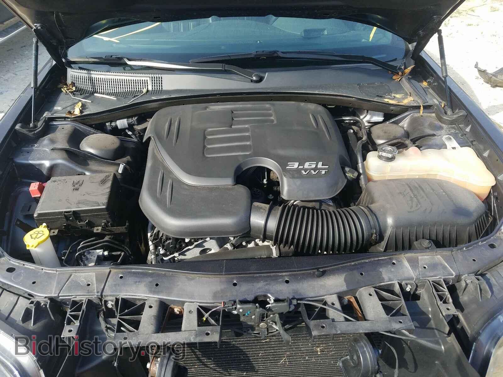 2019 CHRYSLER 300 - VIN: 2C3CCABG3KH537887 - Фото 7
