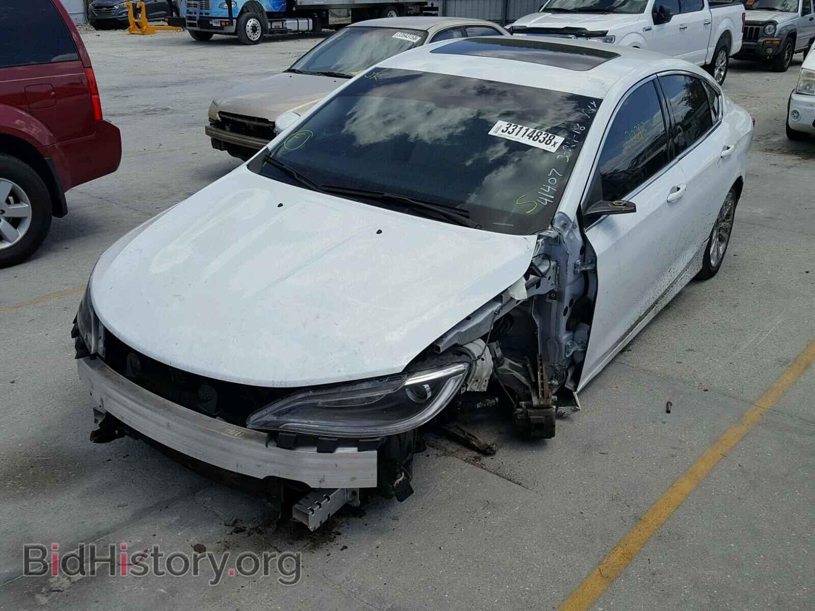 2016 CHRYSLER 200 - VIN: 1C3CCCAG5GN156537 - Фото 2