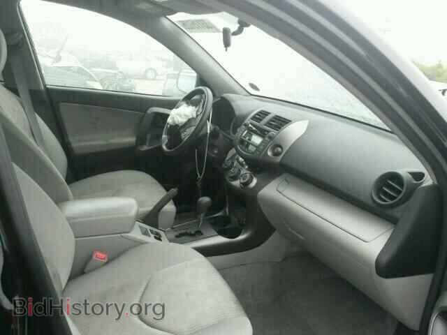 2011 TOYOTA RAV4 - VIN: JTMBF4DV5BD040607 - Photo 5