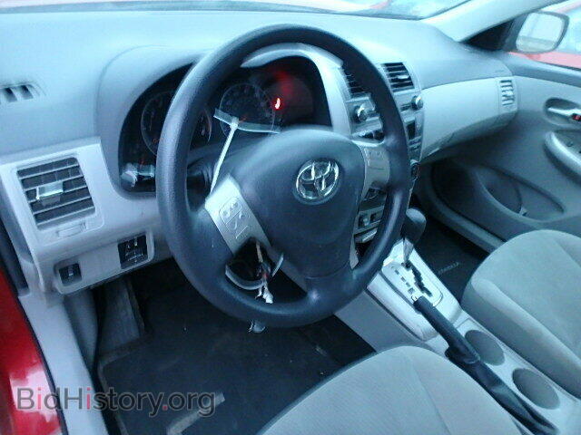 2011 TOYOTA COROLLA - VIN: 2T1BU4EE0BC731075 - Фото 9