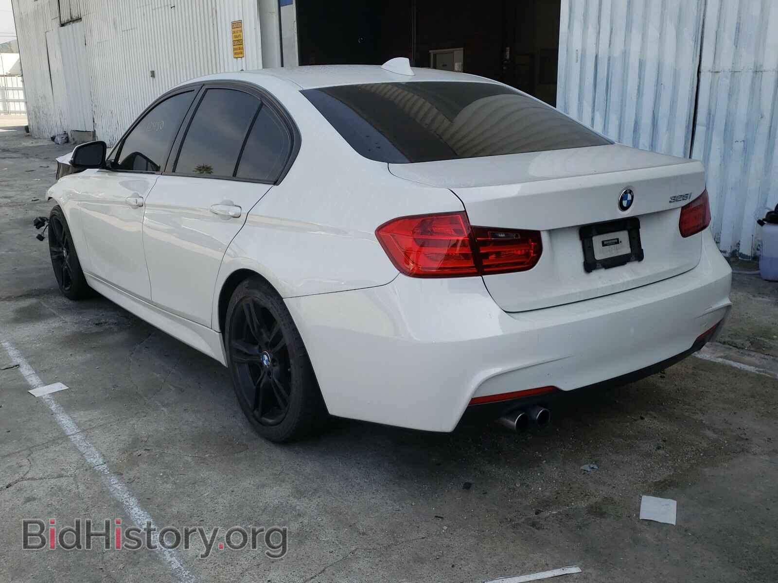 2013 BMW 3 SERIES - VIN: WBA3A5C52DF359686 - Фото 3