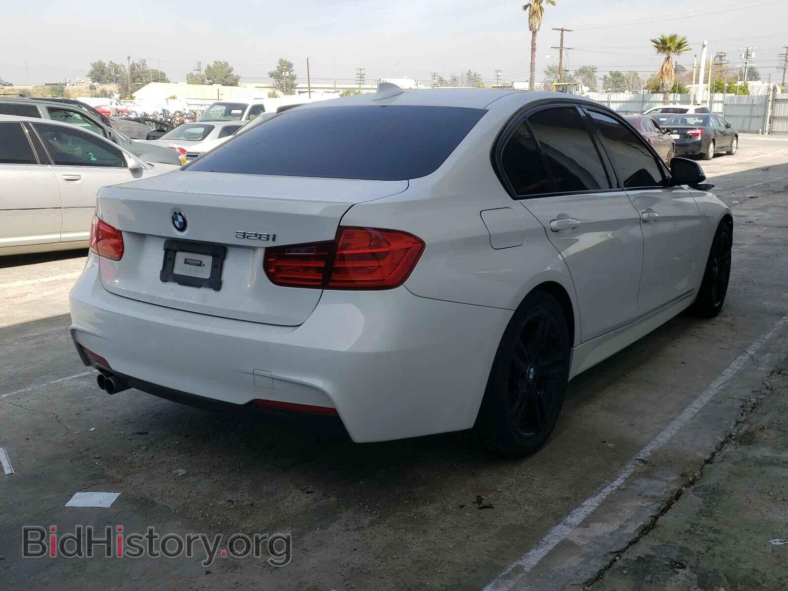 2013 BMW 3 SERIES - VIN: WBA3A5C52DF359686 - Фото 4