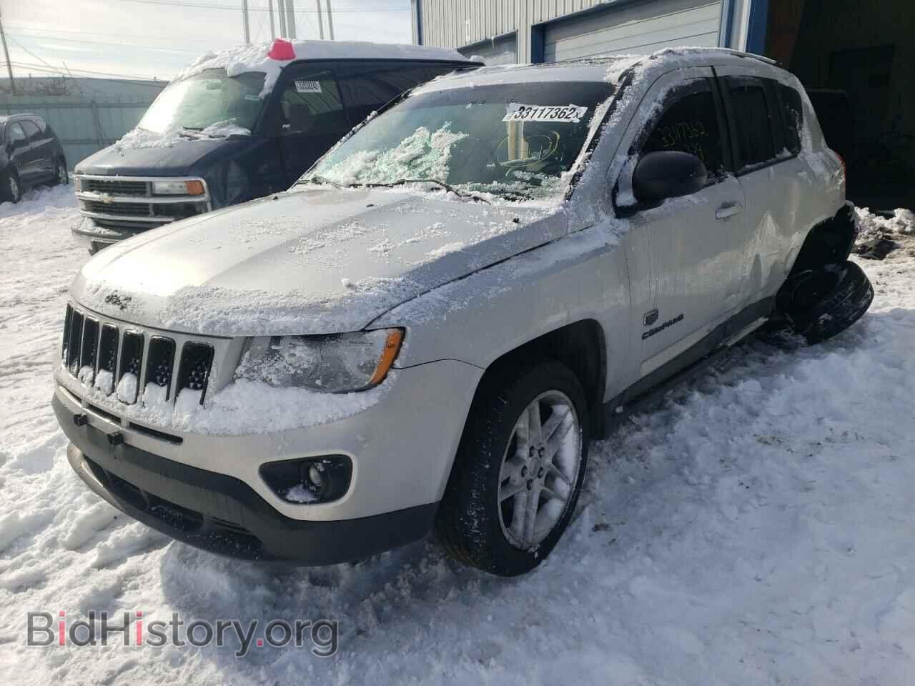 2011 JEEP COMPASS - VIN: 1J4NF5FB2BD165208 - Photo 2