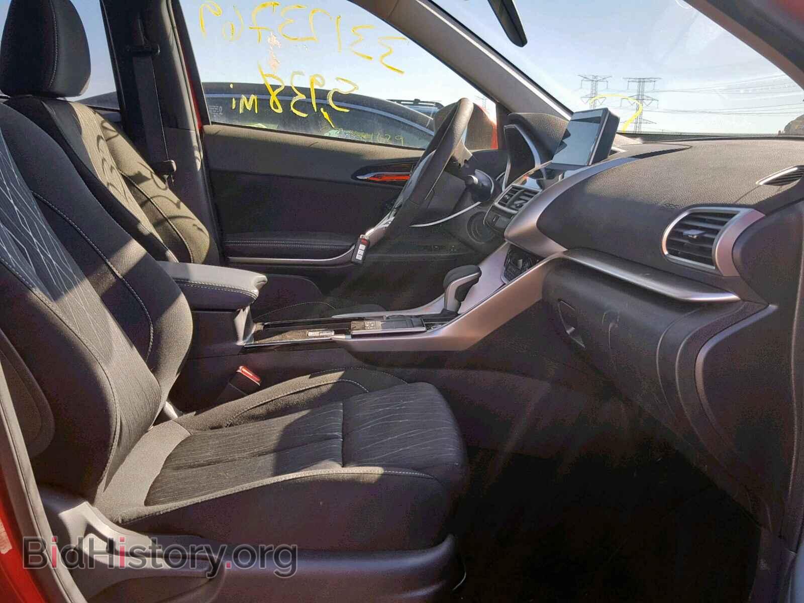 2018 MITSUBISHI ECLIPSE CR - VIN: JA4AT5AA3JZ046767 - Photo 5