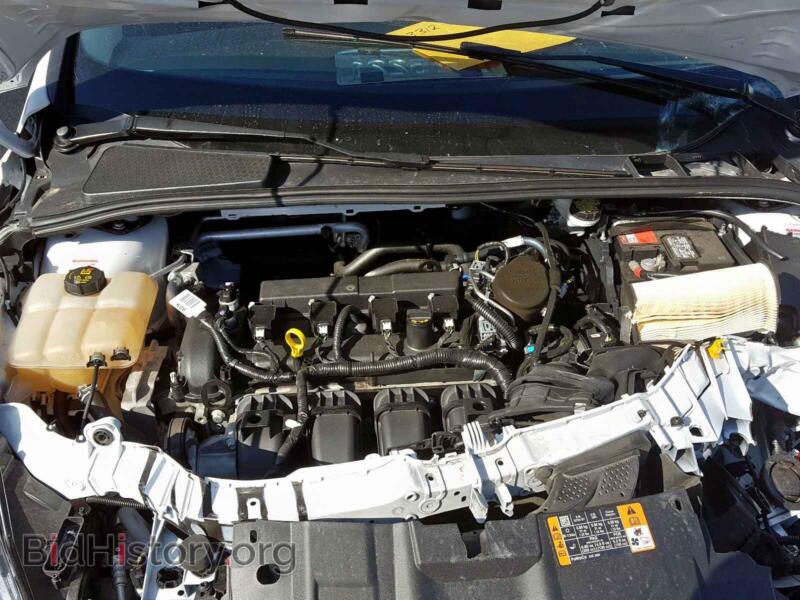 2016 Ford FOCUS (VIN 1FADP3K24GL289623) — photo 7 of 10