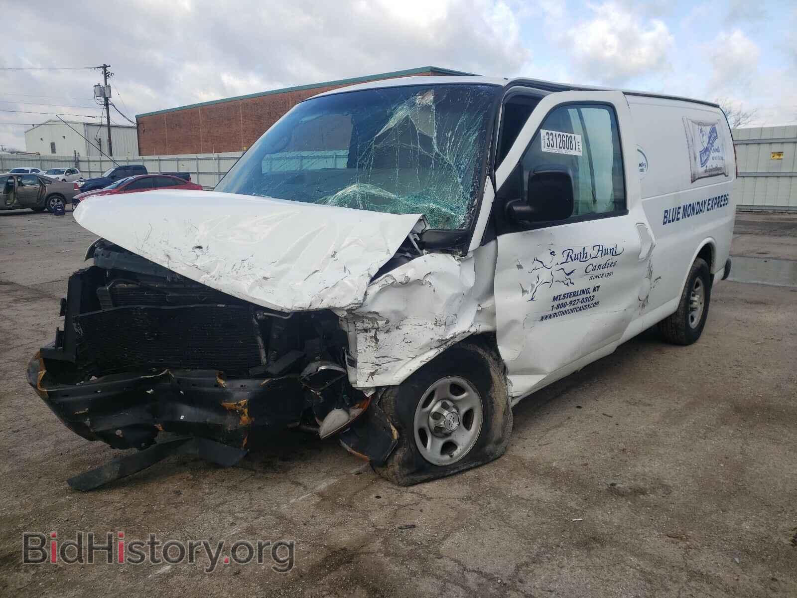 2008 CHEVROLET EXPRESS - VIN: 1GCFG15X281140588 - Фото 2