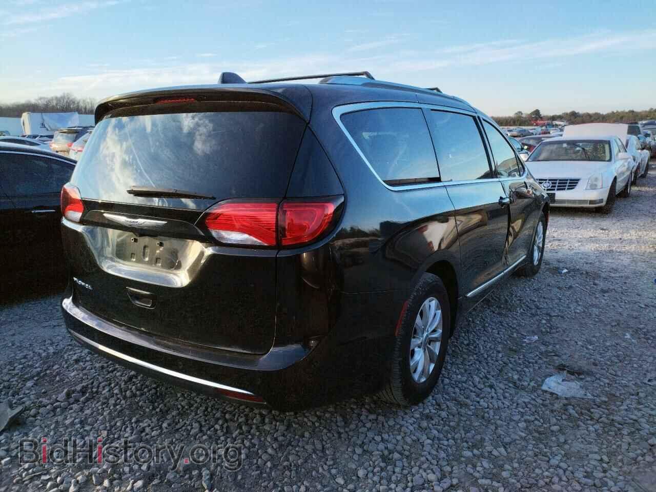2019 CHRYSLER PACIFICA - VIN: 2C4RC1BG0KR685687 - Photo 4