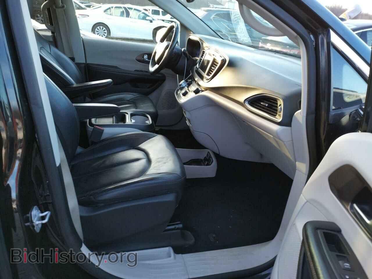 2019 CHRYSLER PACIFICA - VIN: 2C4RC1BG0KR685687 - Photo 5