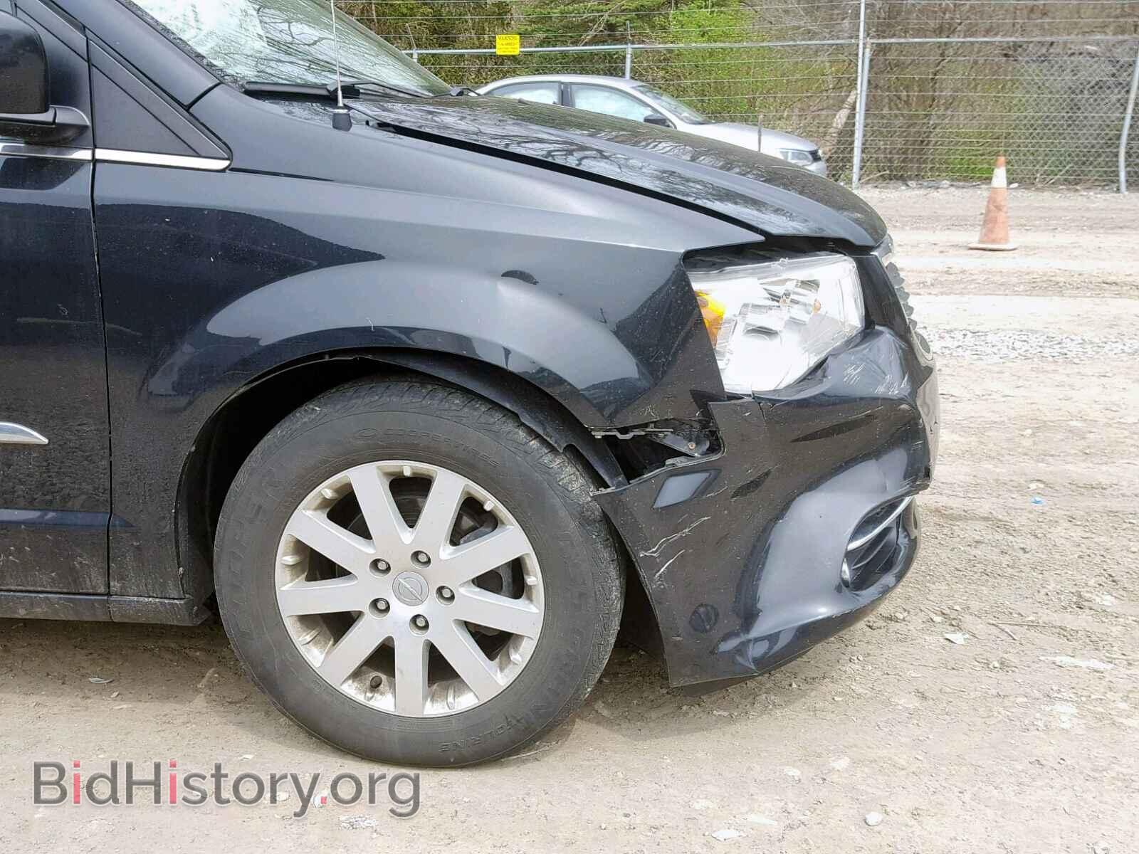 2011 CHRYSLER TOWN & COU - VIN: 2A4RR8DG1BR617171 - Фото 9