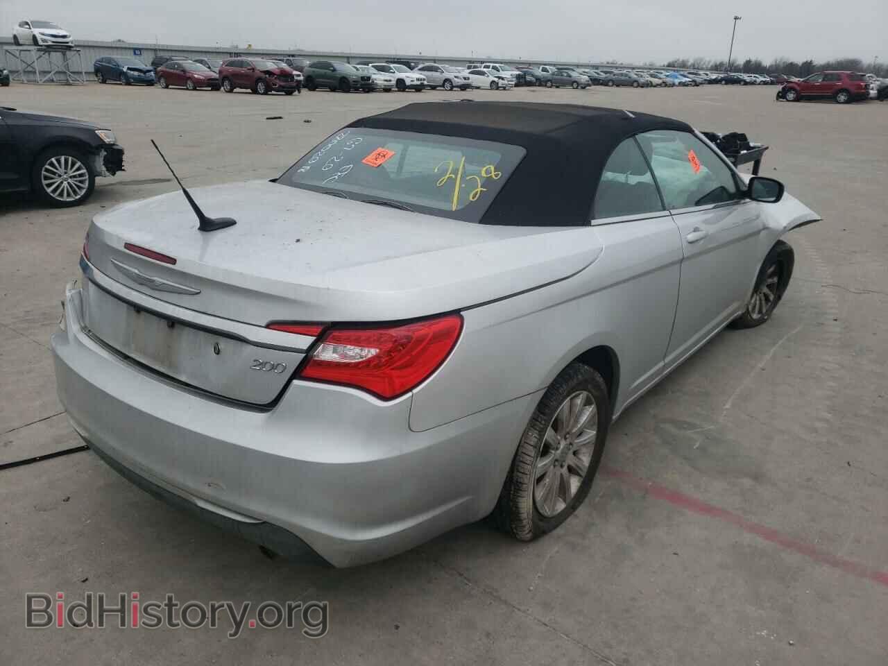 2012 CHRYSLER 200 - VIN: 1C3BCBEB8CN119190 - Фото 4