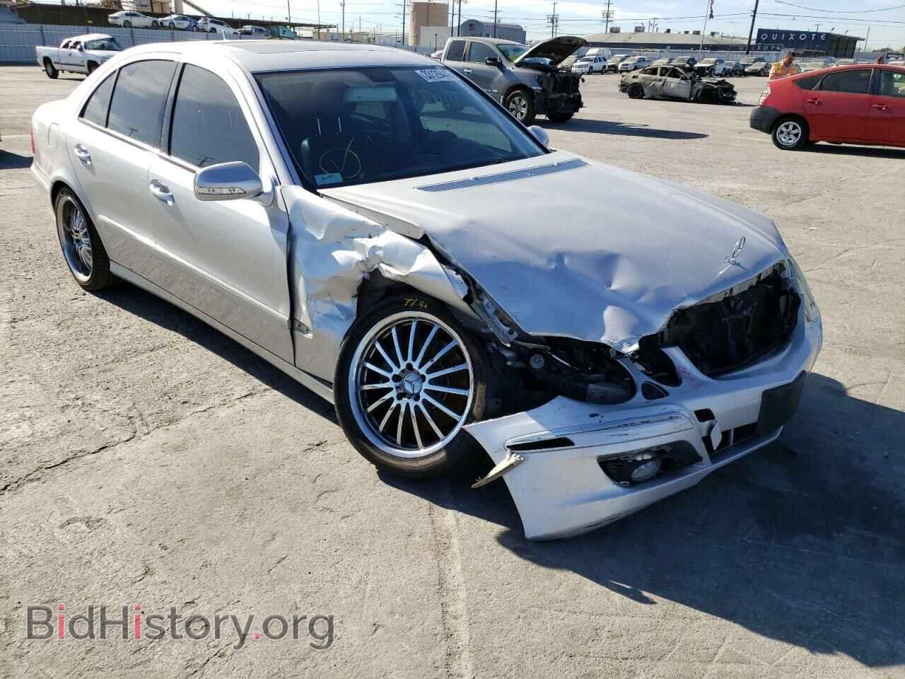 Photo WDBUF56X37B082921 - MERCEDES-BENZ E-CLASS 2007
