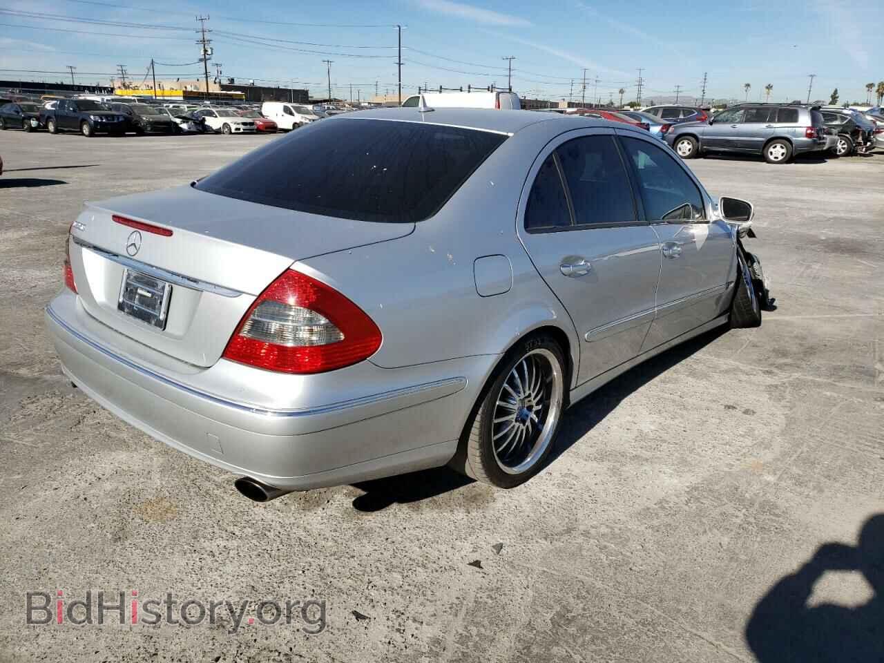 2007 MERCEDES-BENZ E-CLASS - VIN: WDBUF56X37B082921 - Фото 4