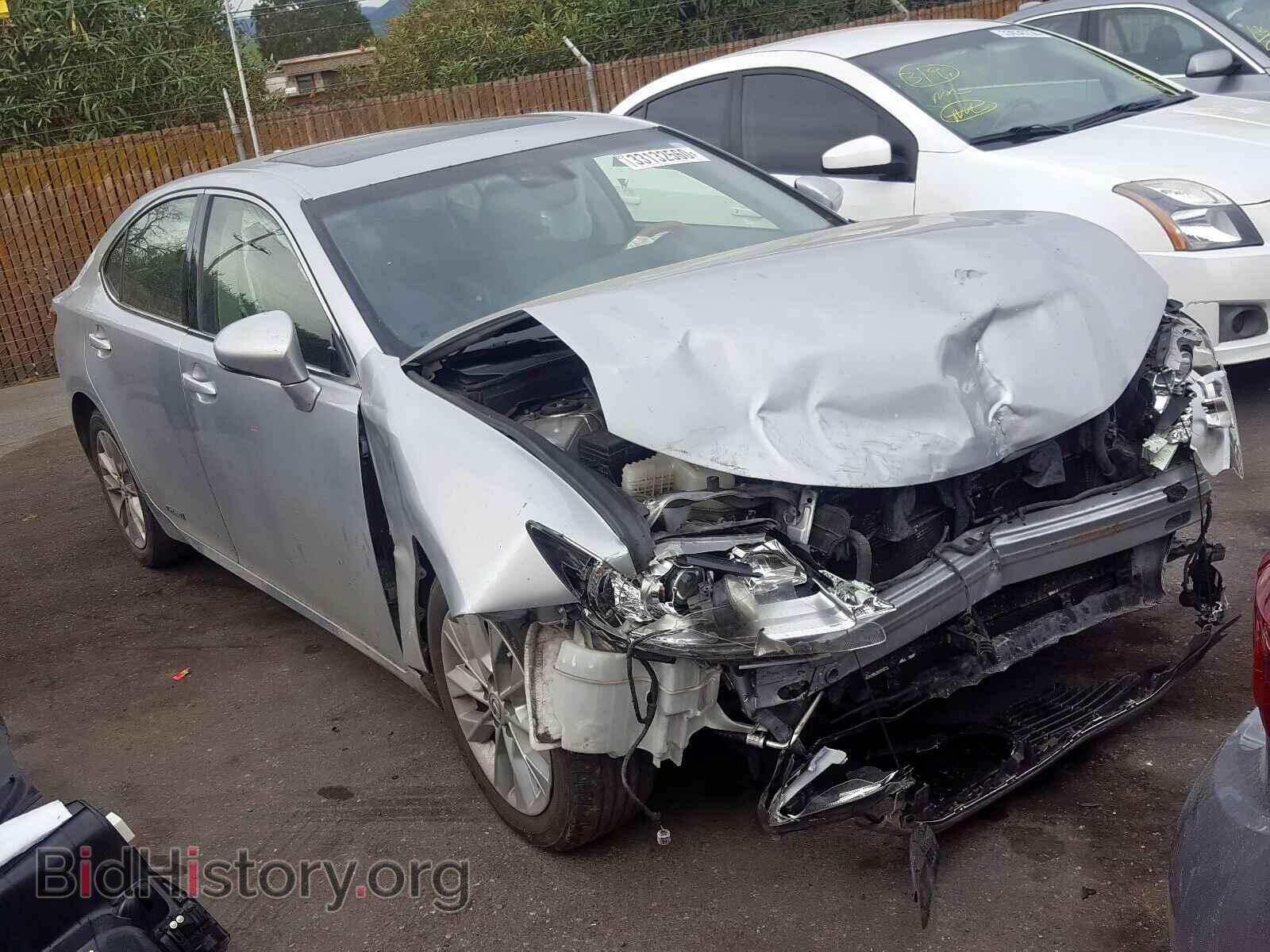 Photo JTHBW1GG5F2094467 - LEXUS ES300 2015