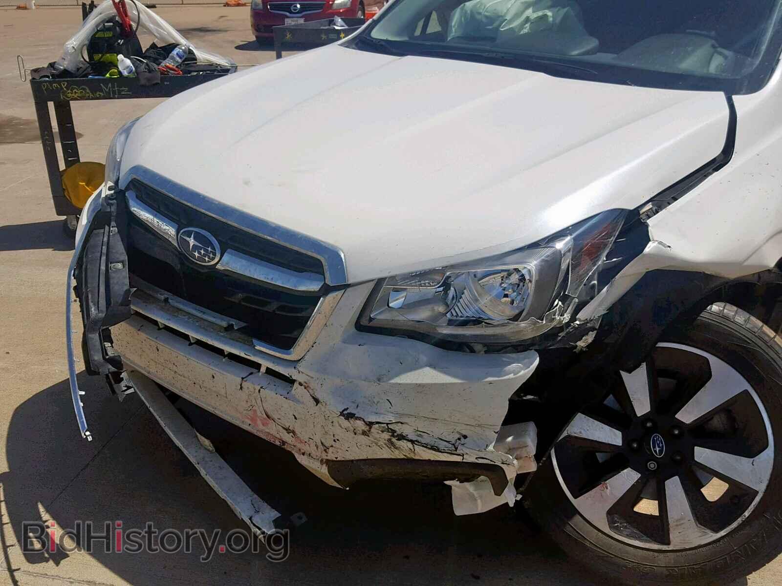 2017 SUBARU FORESTER - VIN: JF2SJAEC0HH460398 - Фото 9