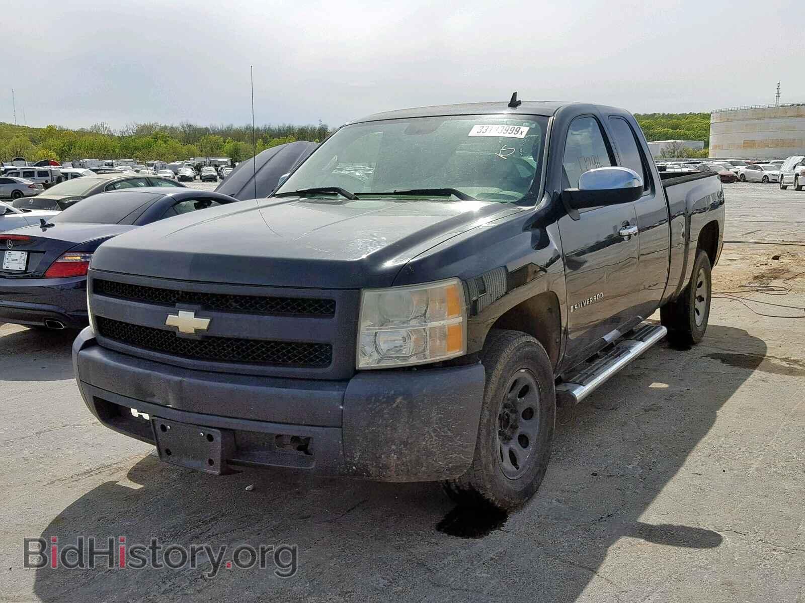 2007 CHEVROLET SILVERADO - VIN: 2GCEC19C471569576 - Photo 2