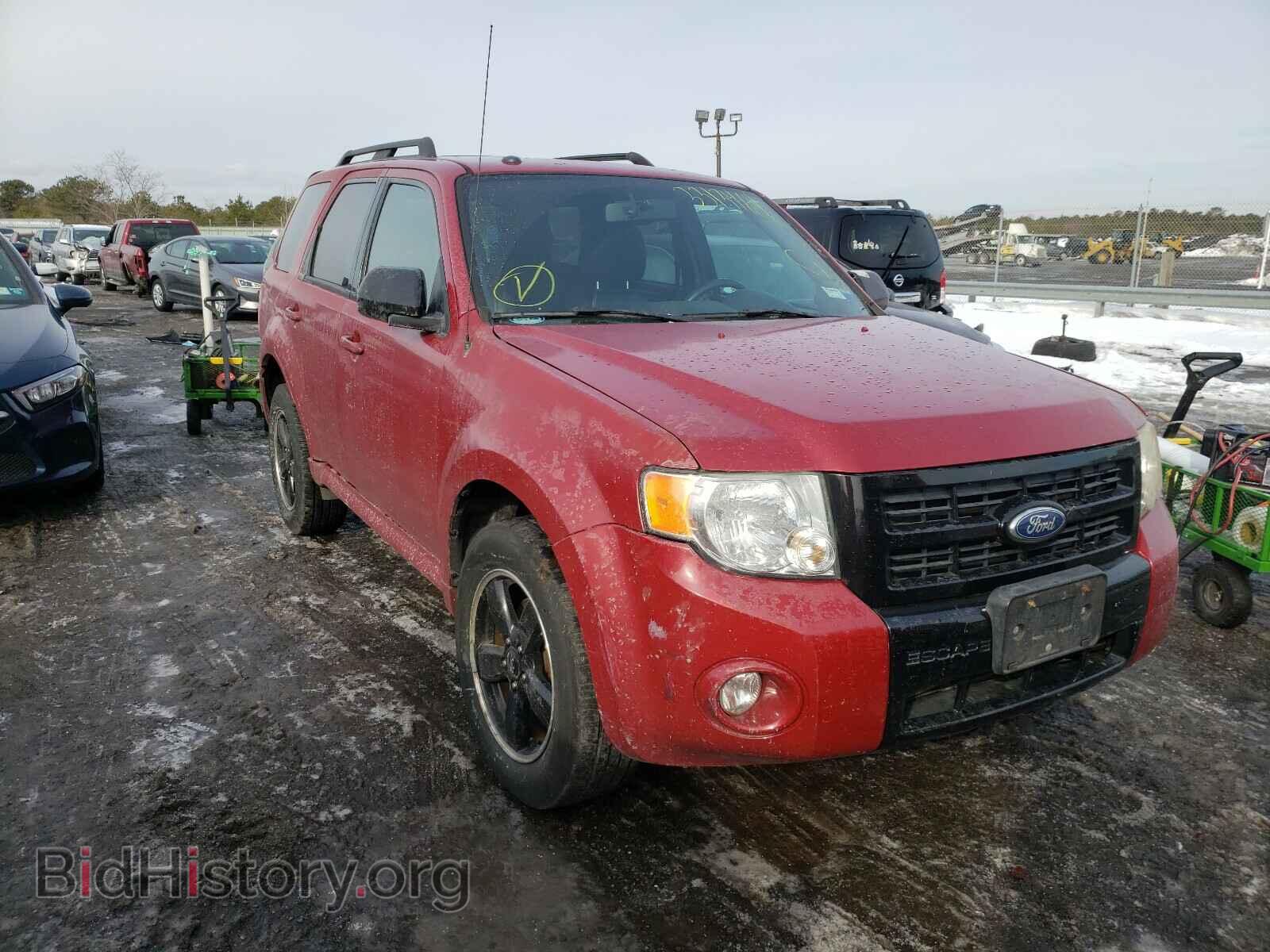 2010 Ford ESCAPE Escape XLT (VIN 1FMCU0D73AKB95604) — фото 1 из 10, Copart, повреждение: задняя часть