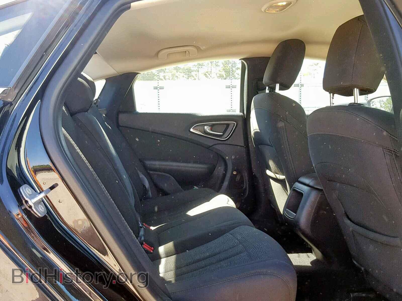2016 CHRYSLER 200 - VIN: 1C3CCCAB8GN124993 - Photo 6