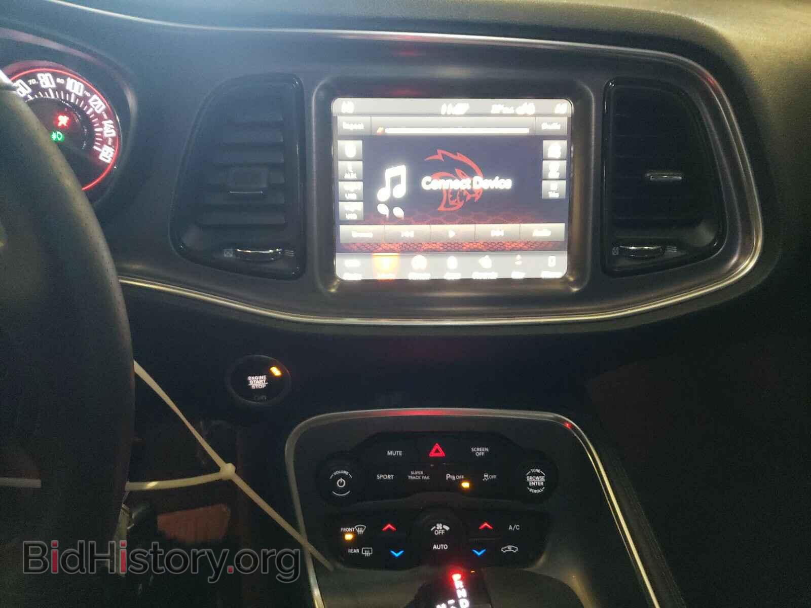 2018 DODGE CHALLENGER - VIN: 2C3CDZGG7JH297388 - Фото 9