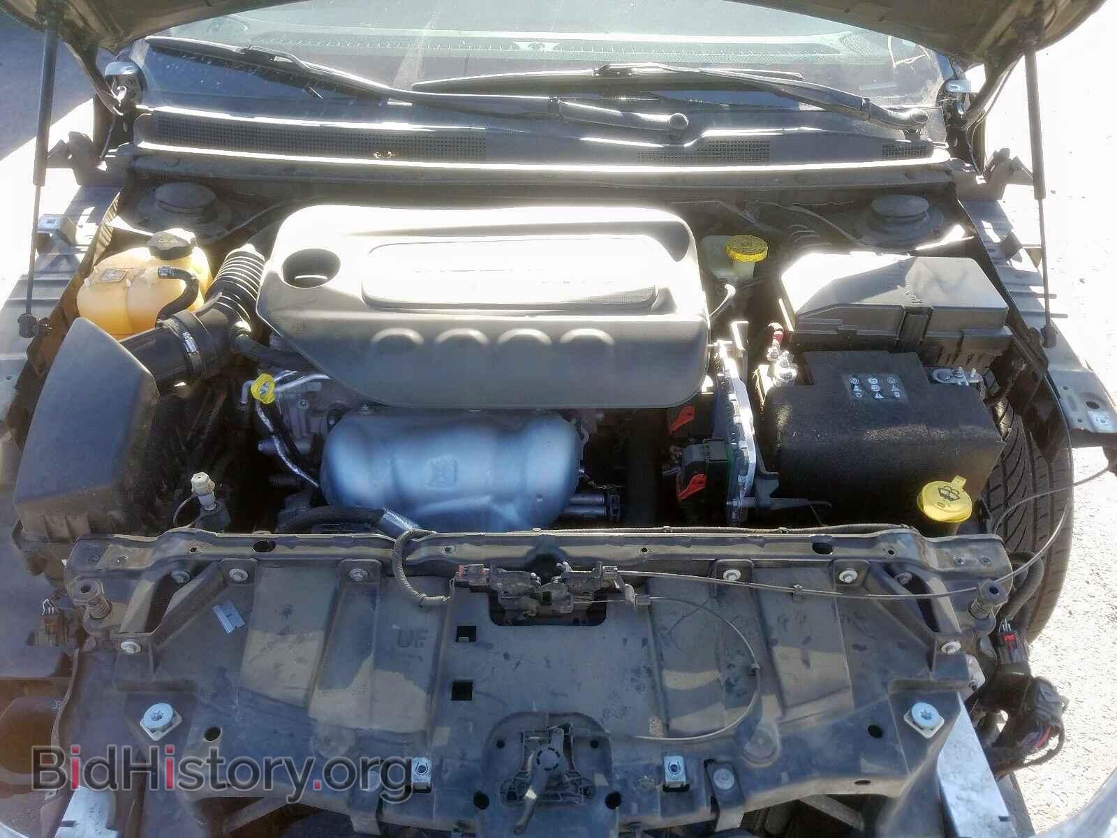 2016 CHRYSLER 200 - VIN: 1C3CCCAB0GN179275 - Фото 7