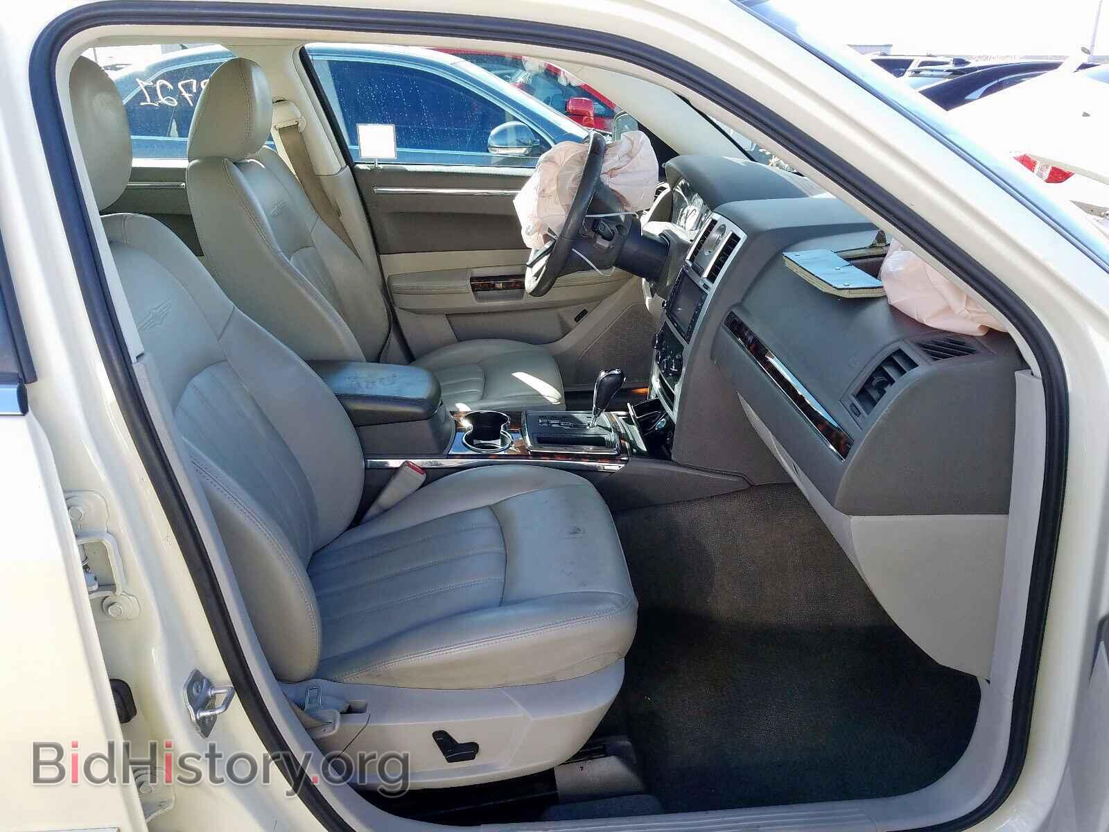 2008 CHRYSLER 300 - VIN: 2C3KA63H68H329114 - Фото 5